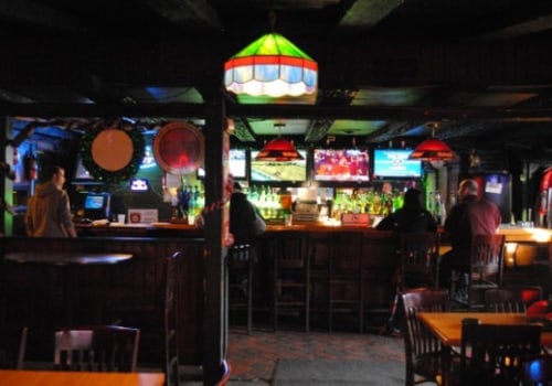 Sports Bars and Pubs with Food Options in St. Louis, Missouri